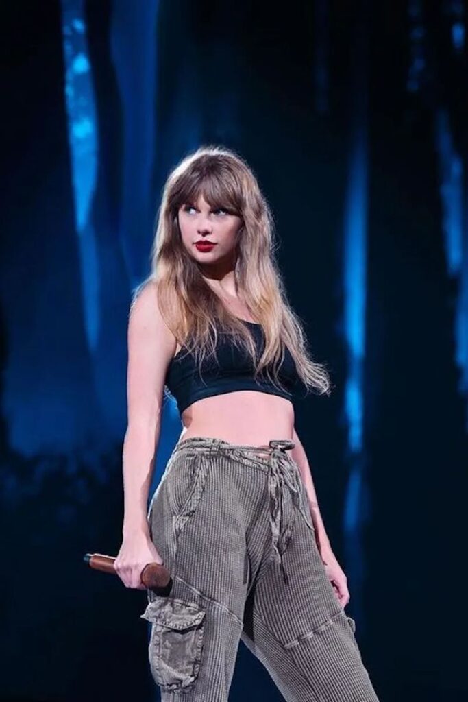 Where to Get Taylor Swift's 'Midnights' Era Outfits — Femestella